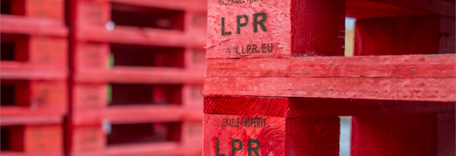 Leche Celta entrega sus productos en pallets rojos en España